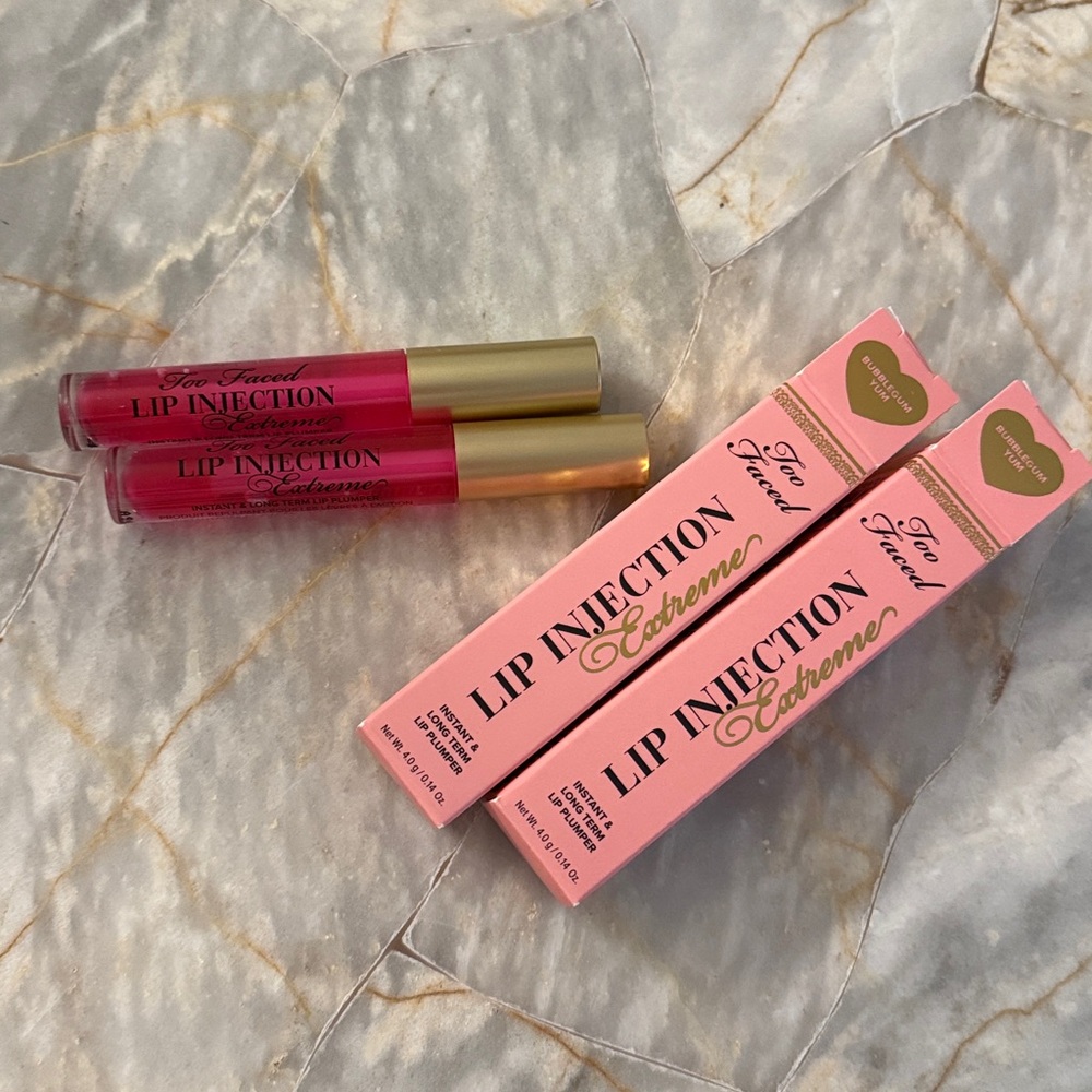 Too Faced Lip Injection Extreme PLUMPER GLOSS - bubblegum yum warm light pink